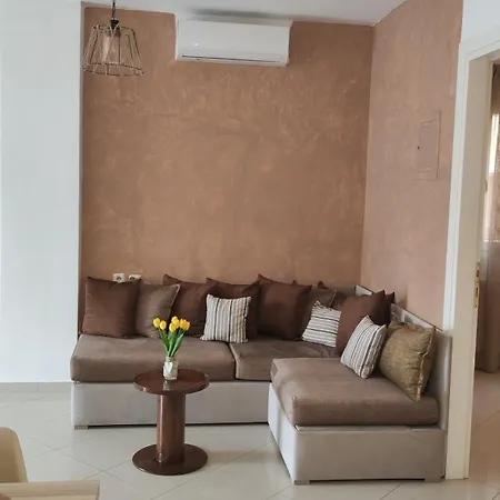 Evris House Oasis